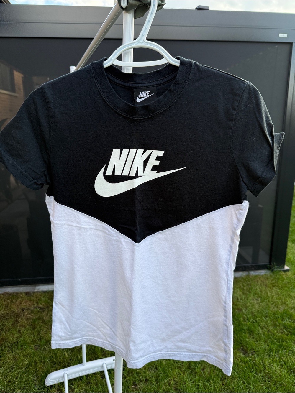 Nike Black and White Chevron Logo Short-Sleeve Tee